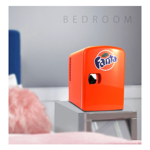 🥳 HOST PICK🥳 FANTA mini fridge. - Picture 5 of 16